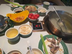 -润园四季椰子鸡火锅(卓越INTOWN店)