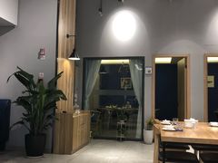 -MAX伯爵趣味互动密室逃脱(大坪D馆店)