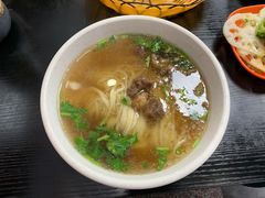 牛肉拉面-郑家包子牛肉拉面(尚勤路店)