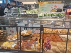 面包甜点陈列柜-面包新语(上地华联店)