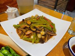 大蒜烧肚条-民俗百家姓饭店(纺织城正街店)