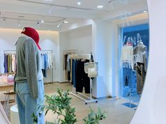 店内环境-nana showroom娜娜家服装店