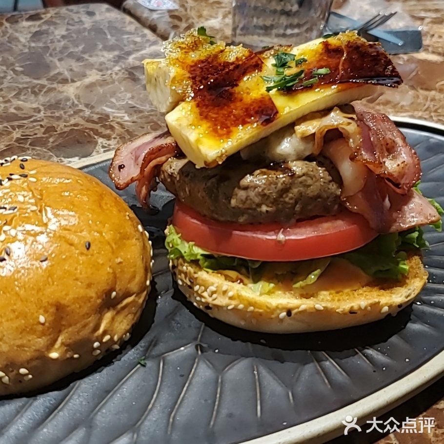 屯里的芝士炸弹～let's hamburger