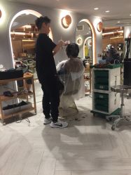 -苏豪路易士·嘉玛发廊