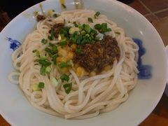 清汤碗杂米粉-兵哥豌豆面(青华店)