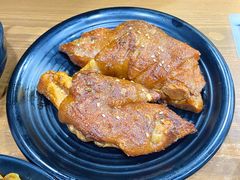 飘香猪蹄-老虎滩大连海鲜烧烤(建邺云锦路总店)