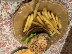 -彼德西餐厅(凯德广场新南店)