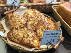 卡仕达起酥-红跑车(三牌楼店)