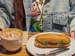 -Peet's 皮爷咖啡(东湖路手作店)