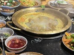 -顶顶汤火牛排火锅·经典铜锅涮肉