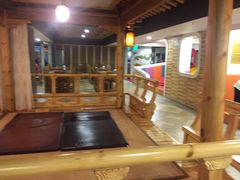 -绿岛汤泉韩式休闲会所