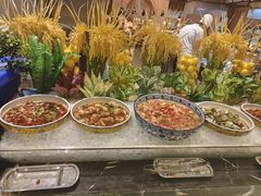 -广州万富希尔顿酒店·感趣自助餐厅·金秋蟹宴生蚝海鲜刺身烧烤