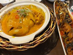 -东口码头·烧鸽子·鱼头泡饼·地方菜(金鹰悦城店)