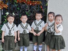 -MuaKids Garden