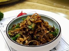 -沁园春酒店(沿河街店)