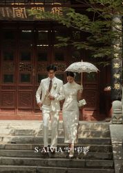 -雪中彩影婚纱摄影·微光艺术中心