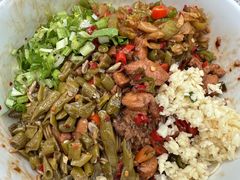 酸辣鸡丁-虎子面粉馆(五一东村店)