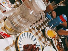 -新大咀港式茶餐厅(宝山万达店)