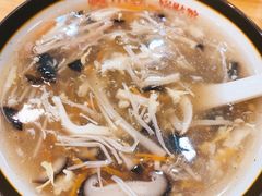 酸辣汤-小姜锅贴(凤凰街店)