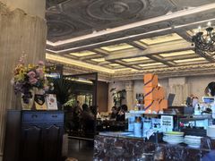-玲婧胡同·生日蛋糕·餐厅(嘉里城店)