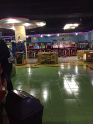 -蹦蹦乐园(南桥百联店)