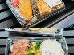 -七鲜超市(瑞虹天地太阳宫店)