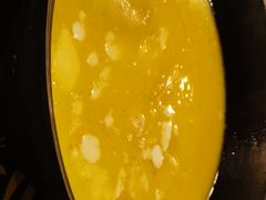 -鲜入围煮花胶鸡海鲜火锅