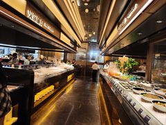 -钱小奴海鲜自助黑金店(杭州滨江龙湖店)