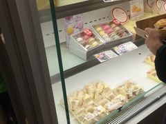 面包甜点陈列柜-好利来(回龙观西大街店)