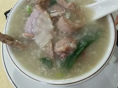 -标记美食新鲜猪杂(兴南大道店)