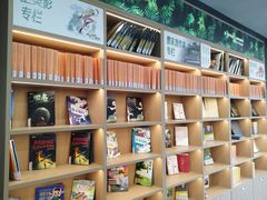 -曹家渡街道图书馆