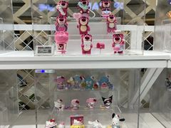 -泡泡玛特POPMART(上海环球港店)