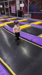 -趣玩空间蹦床乐园(临平旗舰店)