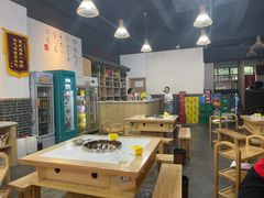 -正贰捌经重庆老火锅(建设路店)