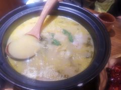 -九锅一堂酸菜鱼(石家庄先天下店)