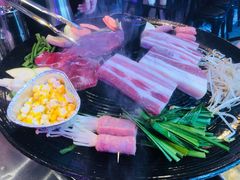 -豚豚家돈돈가韩国锅盖烤肉(新北万达店)