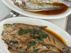 -丹水桥地锅鱼·翘嘴鲌·地方特色全鱼宴(丹江口大坝店)