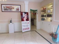 -Bollins波林丝•专研护发中心