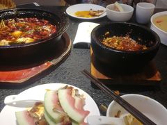 -万重锦·人文川菜馆(骡马市店)