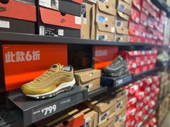 -NIKE上海青浦优选体验店