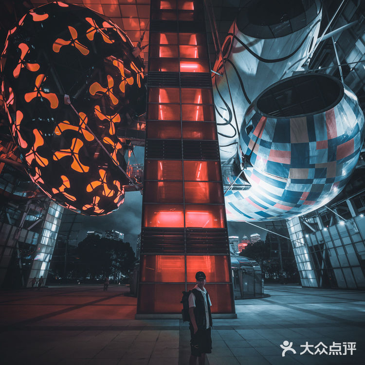 上海｜打卡北外滩最酷地标：魔都心脏[爱心]