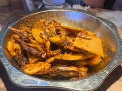 -嘎嘎鸭下巴·爆辣干锅(明教寺店)