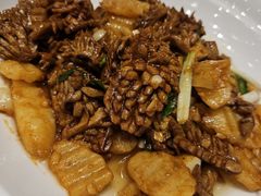 -闫府私房菜·老字号(恒隆店)