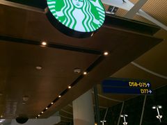 -星巴克(浦东机场T2到达店)