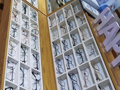 -沪睛眼镜蔡司官方授权店(金桥佳林路店)
