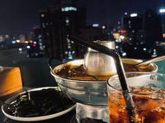 冬阴功海鲜汤-萨芭蒂高空花园餐酒吧