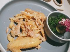 盐焗手撕鸡-尚一汤 广东炖汤(金桥国际店)