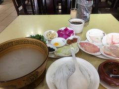 -桥香园云南过桥米线(金马碧鸡店)