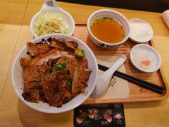 松阪猪肉饭-熊吞·大碗丼烧肉饭(济宁万达广场店)
