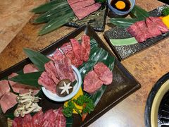 -炼火烤肉店